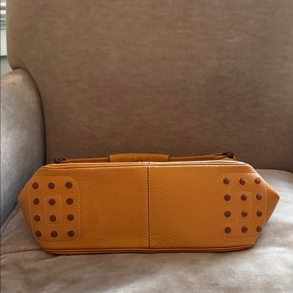 Tod's Caramel Leather Hobo Bag - Picture 5 of 6